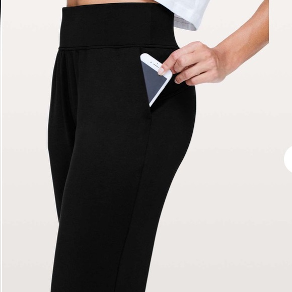 Lululemon spirited sissone pant - Picture 2 of 8